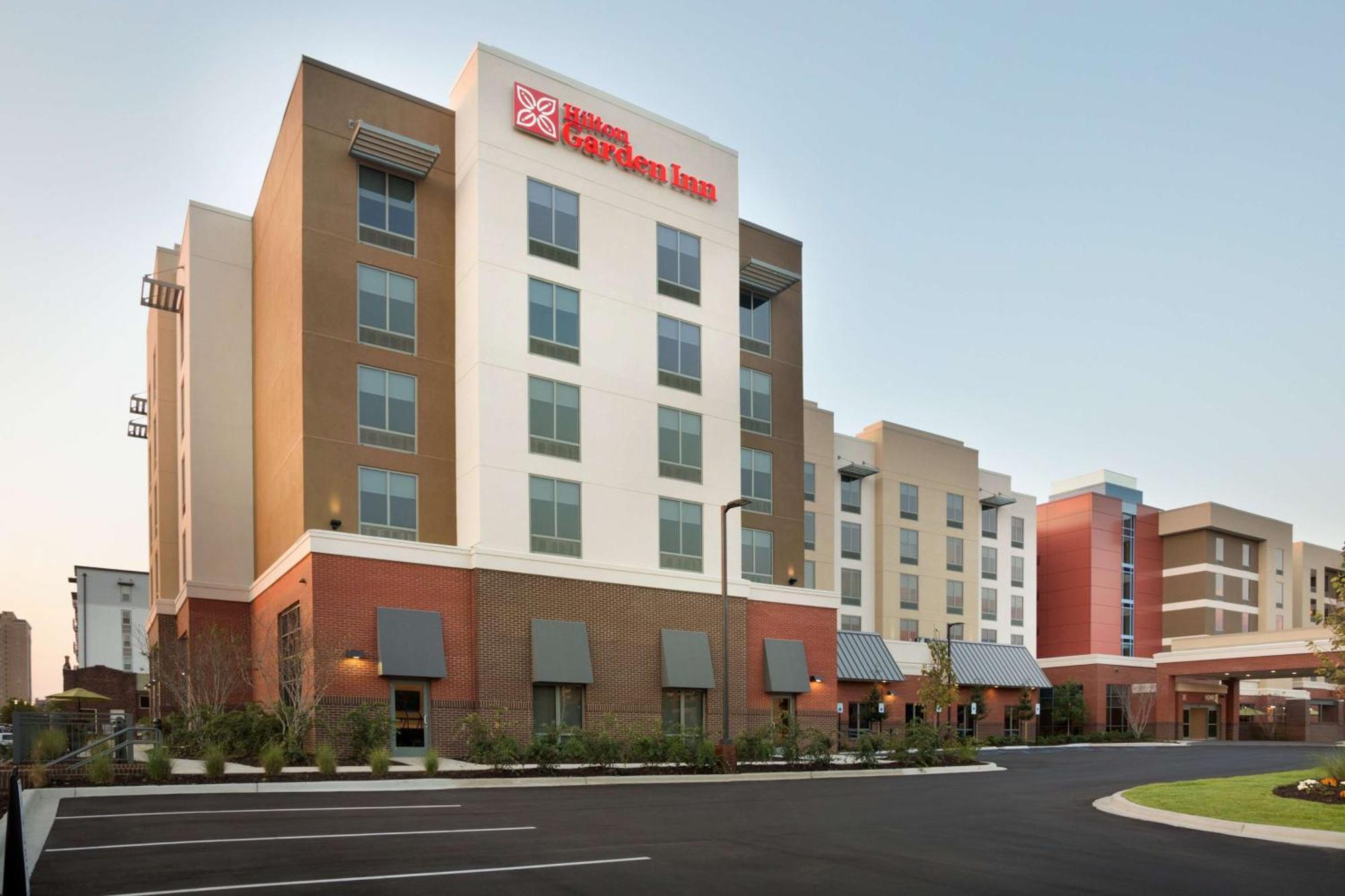 Hilton Garden Inn Downtown Birmingham Exterior photo